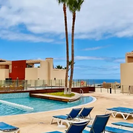 #seaparaiso# Heated Pool,private Parking,fast Wifi Lejlighed *