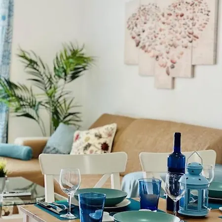 #seaparaiso# Heated Pool,private Parking,fast Wifi *