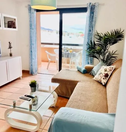 Lejlighed #seaparaiso# Heated Pool,private Parking,fast Wifi Costa Adeje (Tenerife)