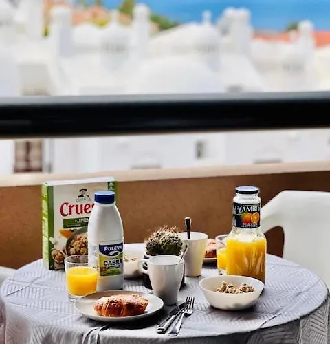 #seaparaiso# Heated Pool,private Parking,fast Wifi Apartamento