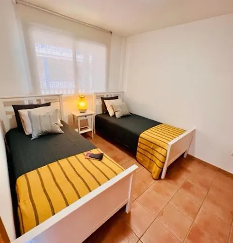 #seaparaiso# Heated Pool,private Parking,fast Wifi Апартаменти *